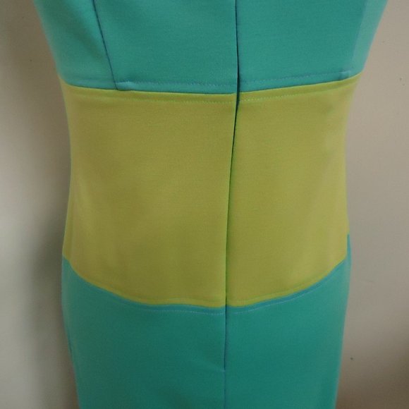 Just Taylor Size 4 Turquoise and Green Cowl Neck Mini Dress - Picture 7 of 9